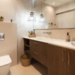 Thea Apartment *